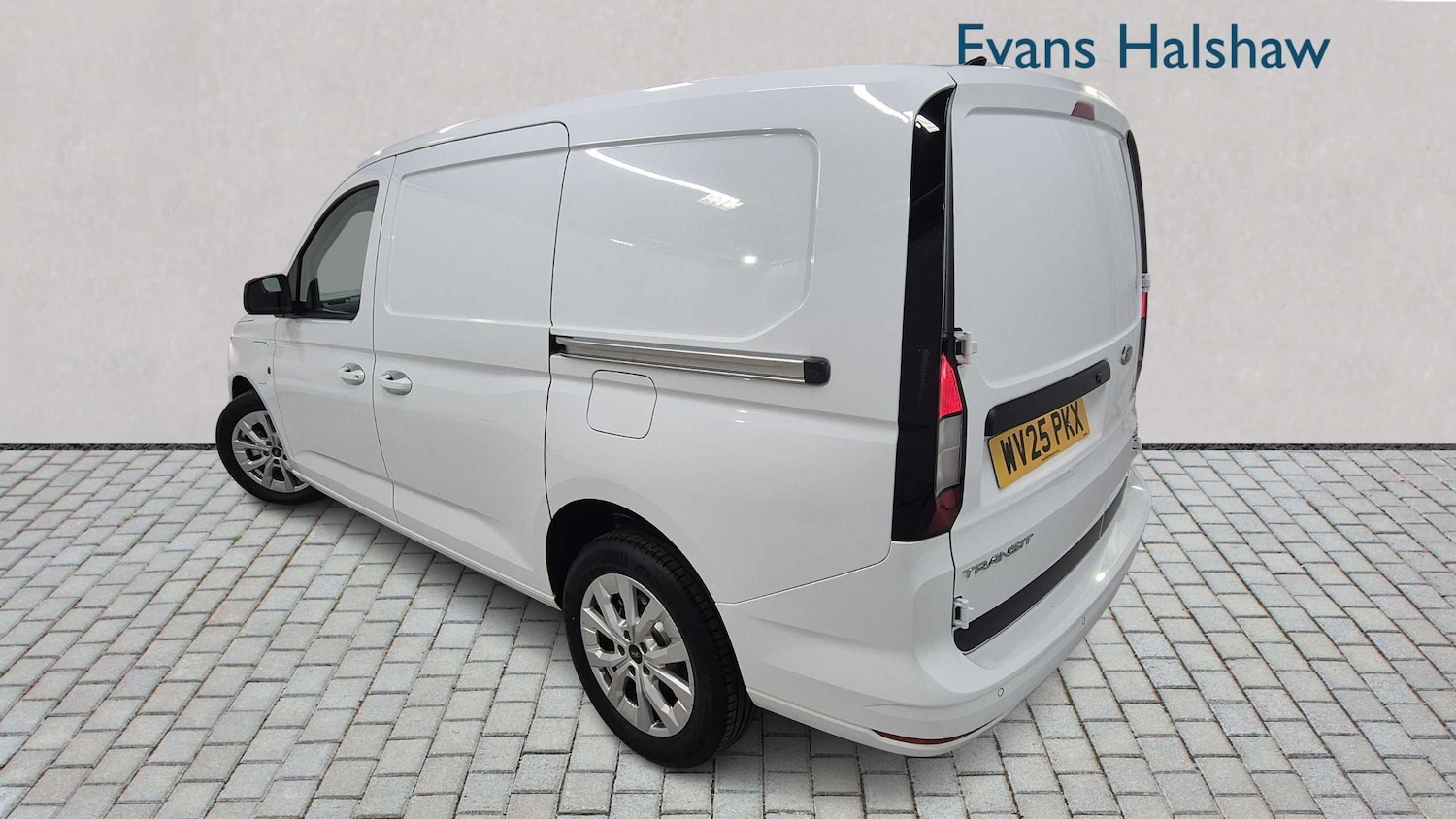 Used Ford Transit Connect 2025 for sale - 76156108: Photo 3