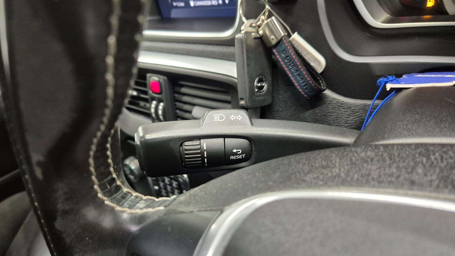 Used Volvo V40 2017 for sale - 75592287: Photo 26