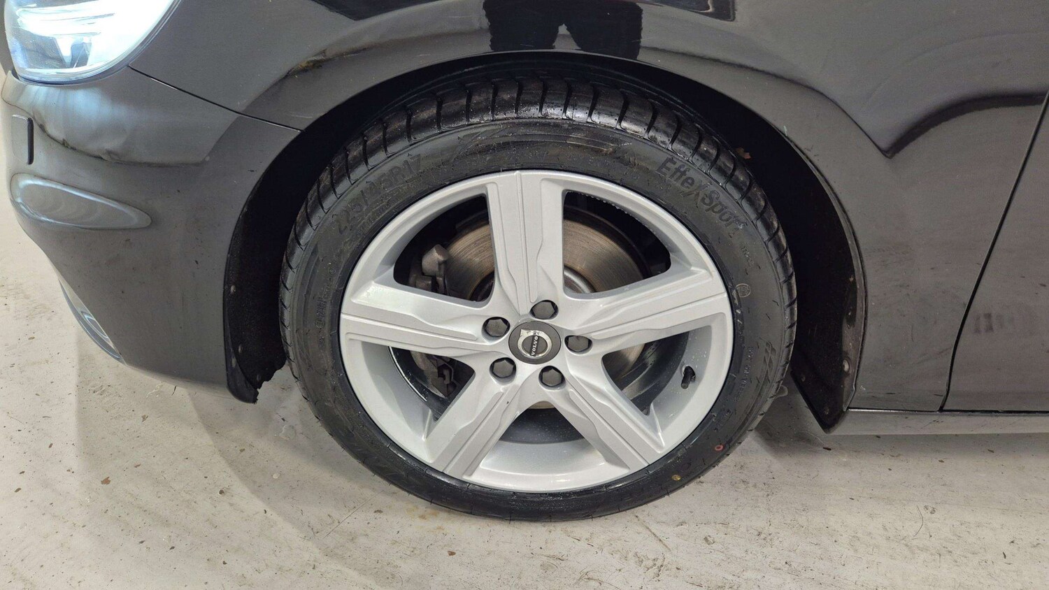 Used Volvo V40 2017 for sale - 75592287: Photo 9