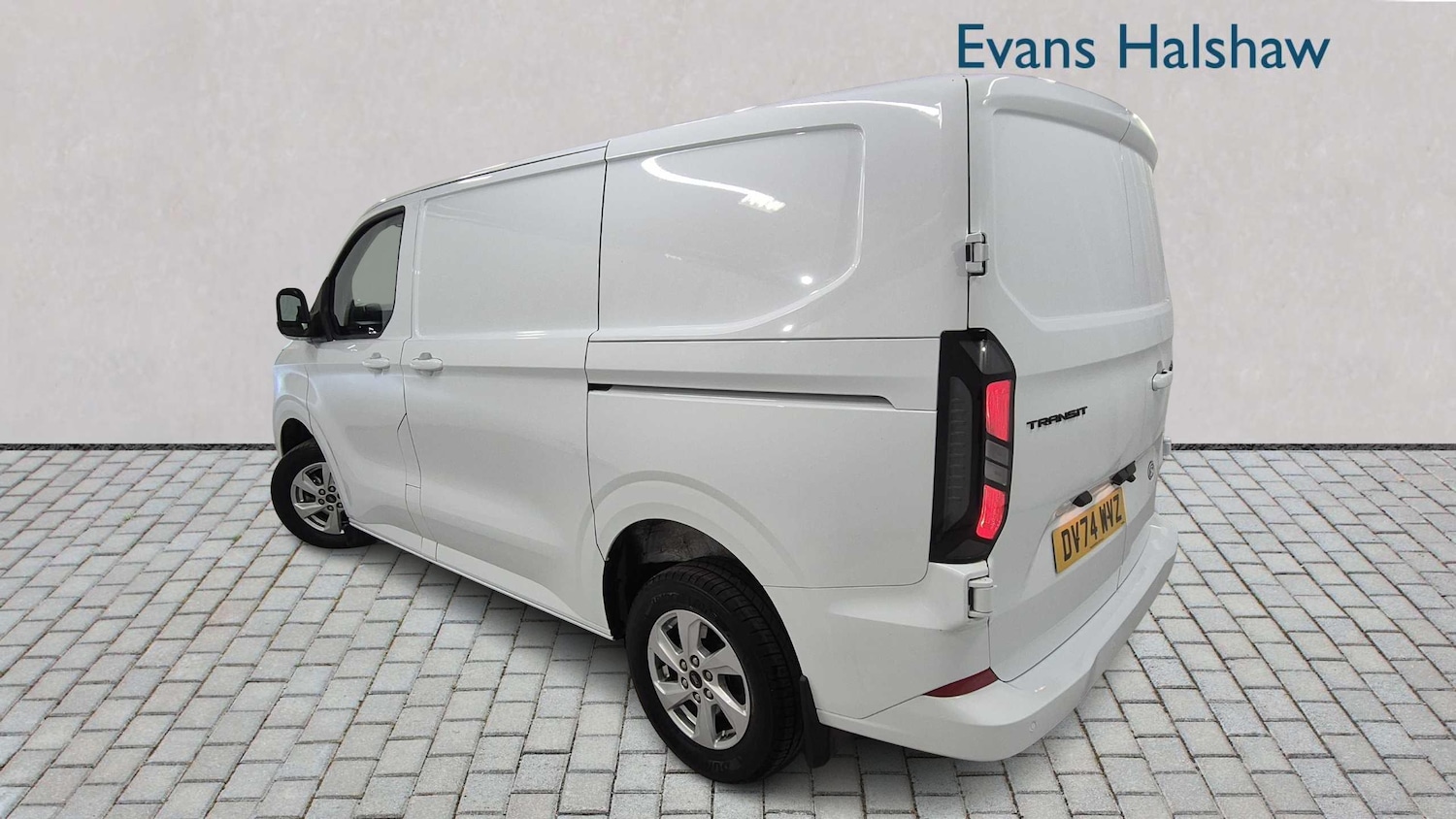 Used Ford Transit Custom 2024 for sale - 76230336: Photo 2