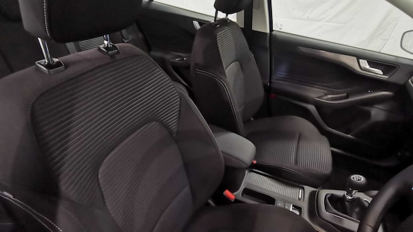 Used Ford Focus 2025 for sale - 76298466: Photo 14