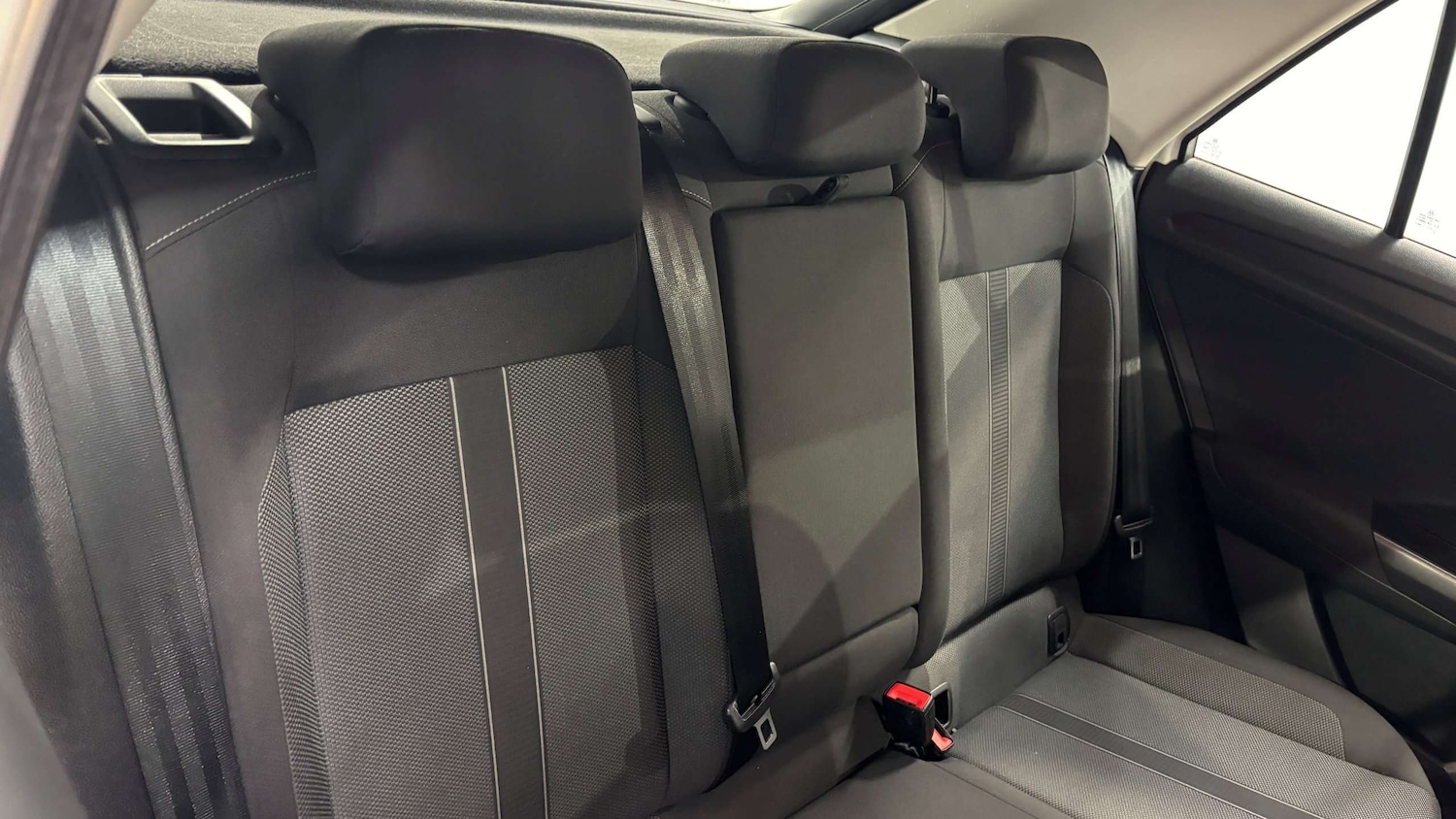 Used Volkswagen T-Roc 2022 for sale - 76705170: Photo 15