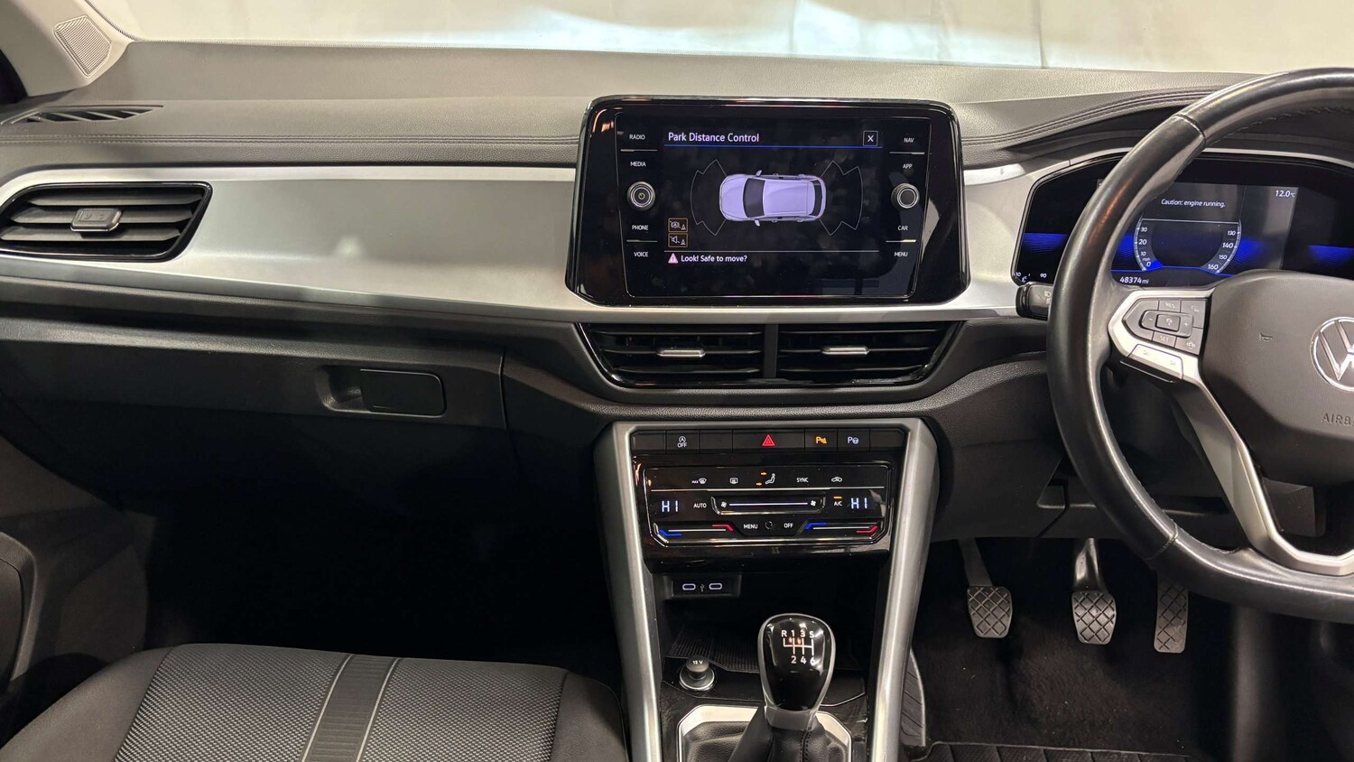 Used Volkswagen T-Roc 2022 for sale - 76705170: Photo 18