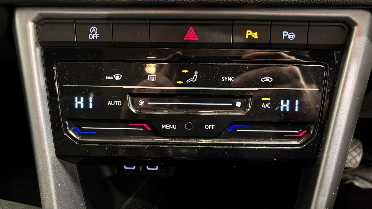 Used Volkswagen T-Roc 2022 for sale - 76705170: Photo 29