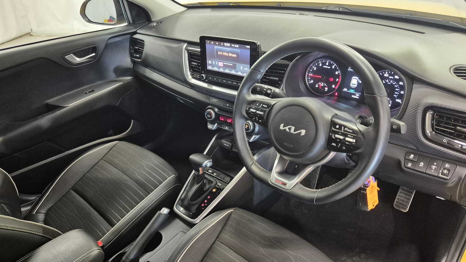 Used Kia Stonic 2023 for sale - 77099592: Photo 13