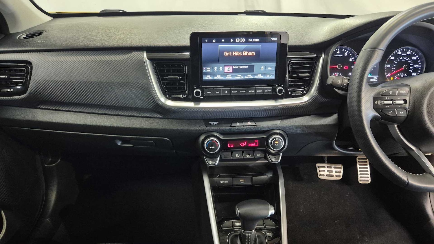 Used Kia Stonic 2023 for sale - 77099592: Photo 18