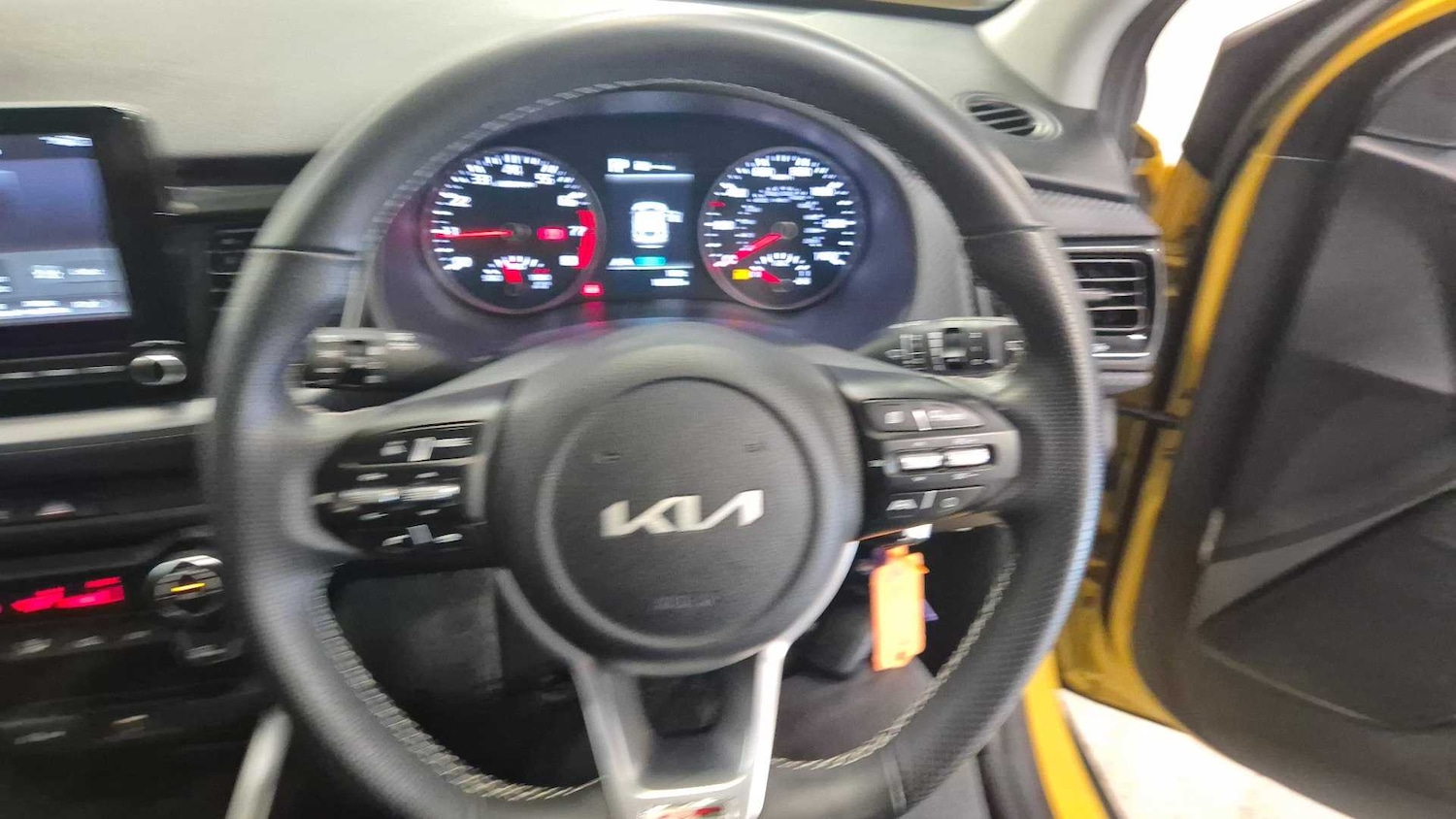 Used Kia Stonic 2023 for sale - 77099592: Photo 22