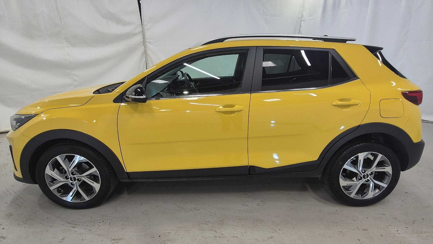 Used Kia Stonic 2023 for sale - 77099592: Photo 7