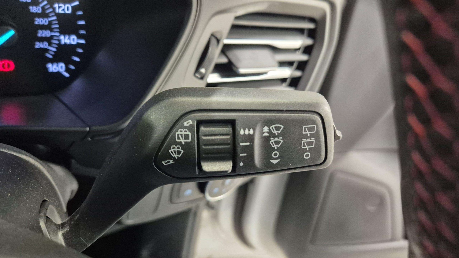 Used Ford Focus 2025 for sale - 76978677: Photo 25