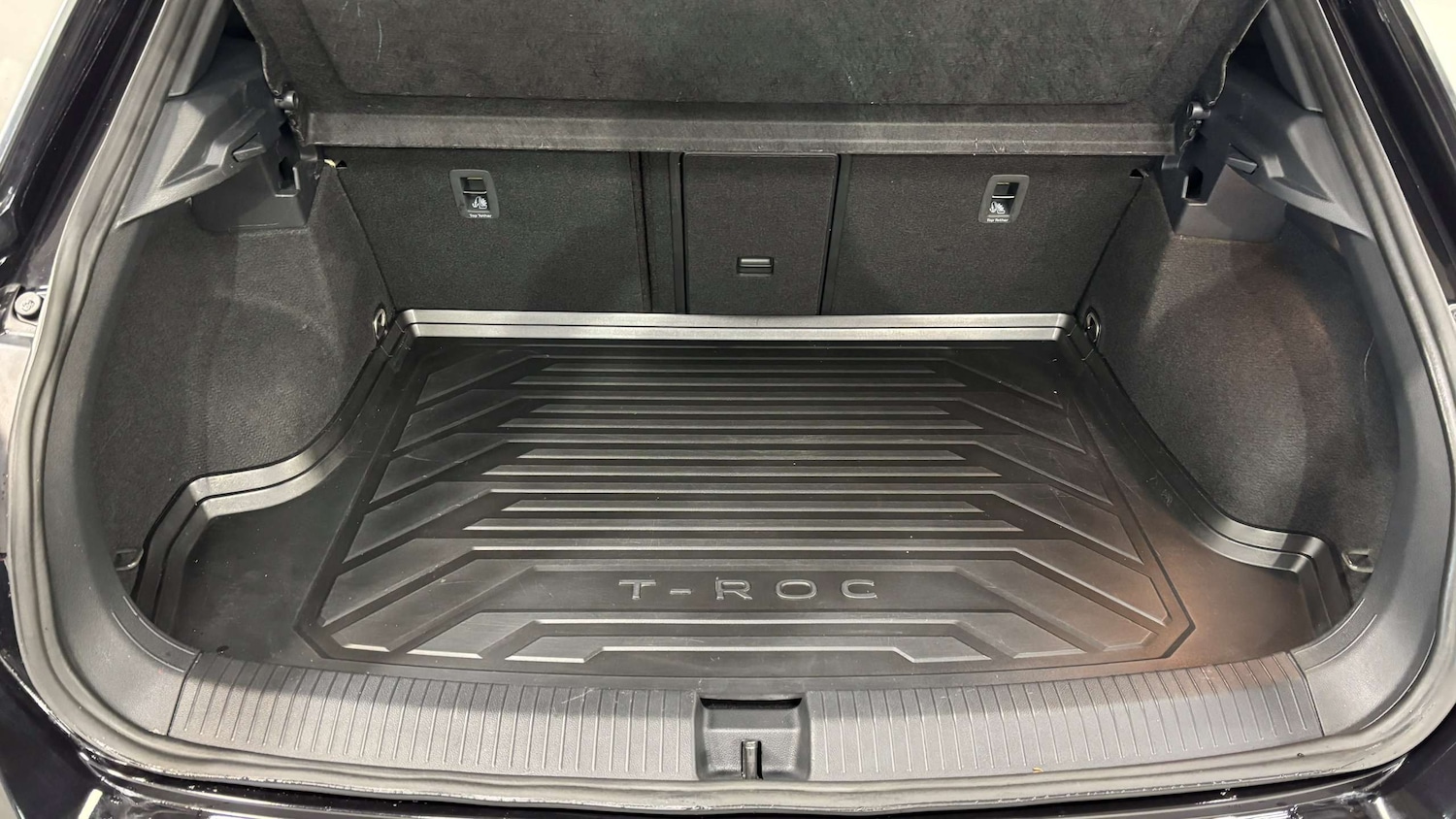 Used Volkswagen T-Roc 2023 for sale - 77648804: Photo 12