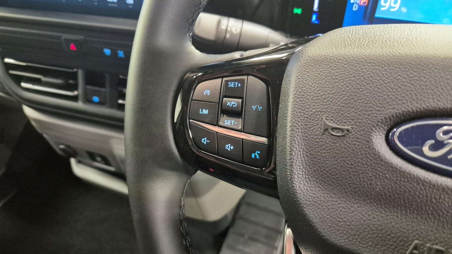 Used Ford E-Transit 2024 for sale - 75993891: Photo 22