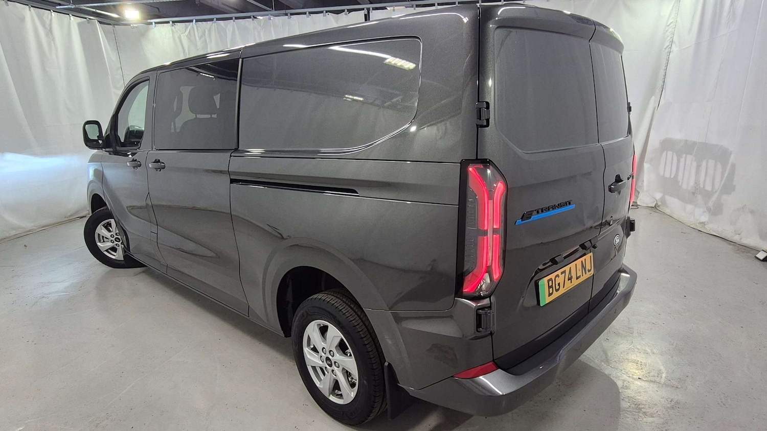 Used Ford E-Transit 2024 for sale - 75993891: Photo 3