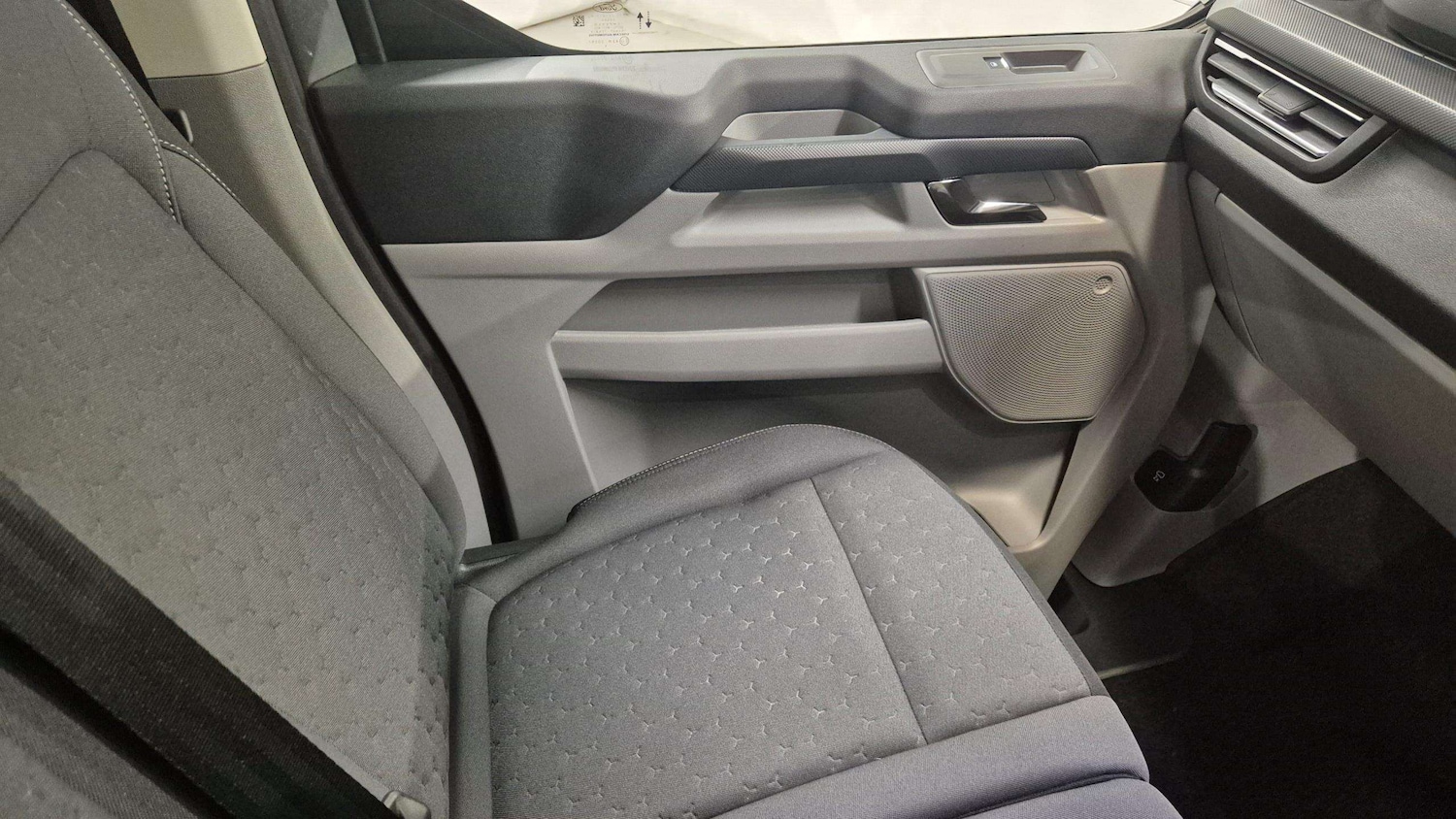 Used Ford E-Transit 2024 for sale - 75993891: Photo 30