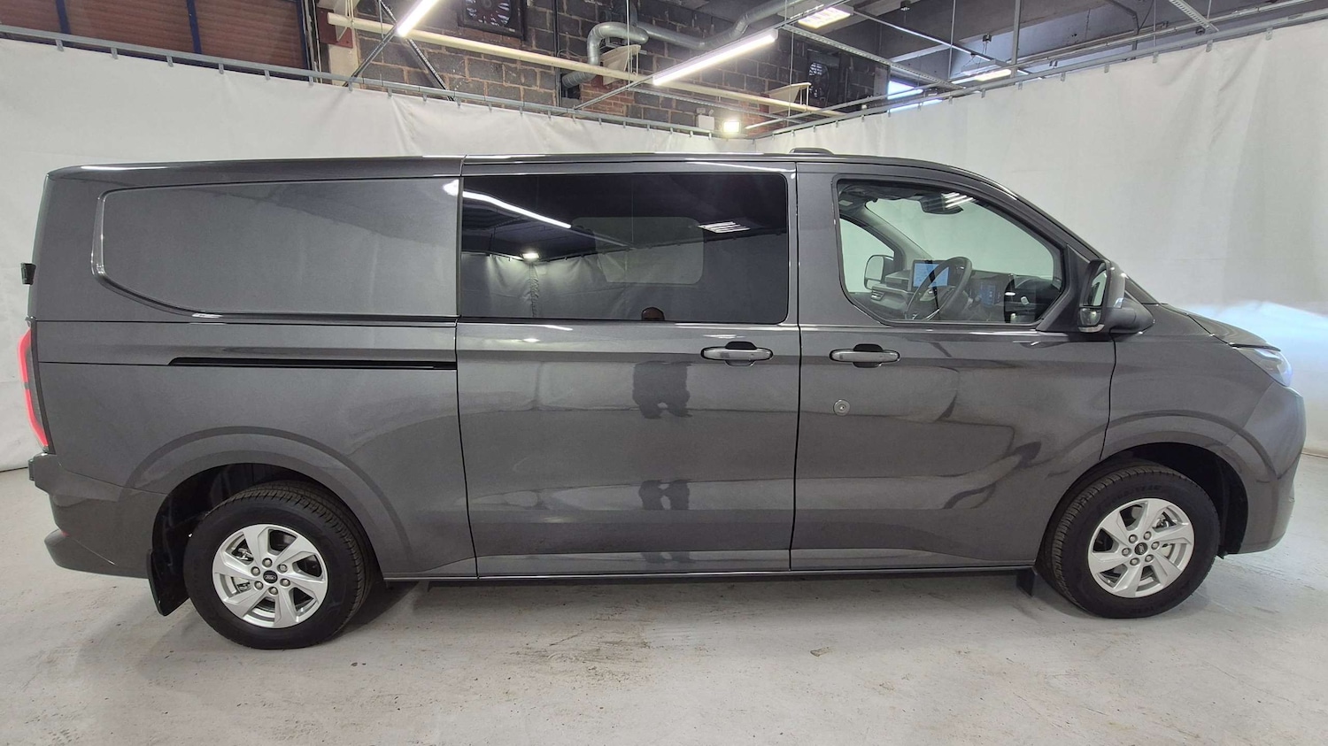 Used Ford E-Transit 2024 for sale - 75993891: Photo 4