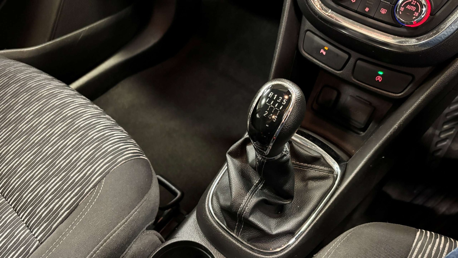 Used Vauxhall Mokka 2016 for sale - 76856940: Photo 26