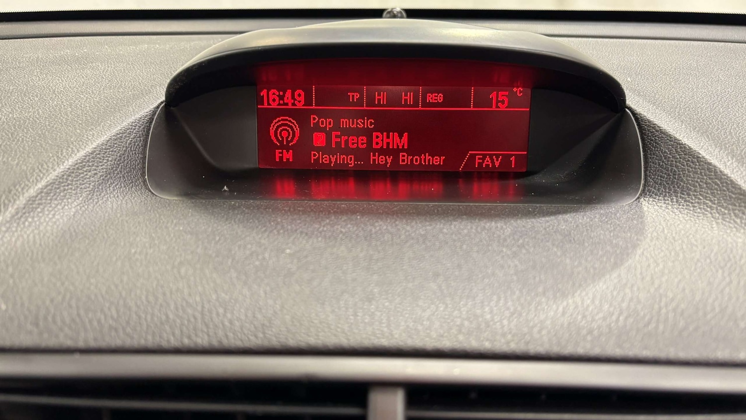 Used Vauxhall Mokka 2016 for sale - 76856940: Photo 29