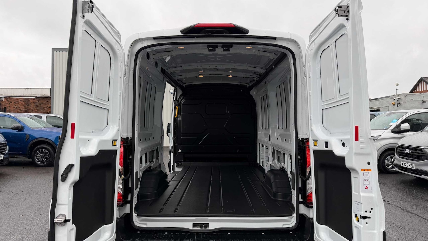 Used Ford E-Transit for sale - 76390574: Photo 18