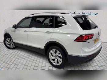 Used Volkswagen Tiguan Allspace 2023 for sale - 78666399: Photo