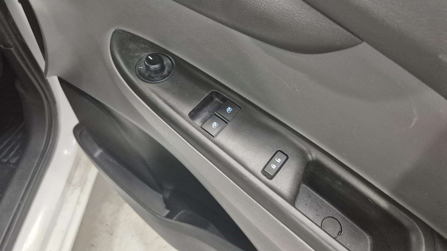 Used Vauxhall Viva 2019 for sale - 75944309: Photo 19