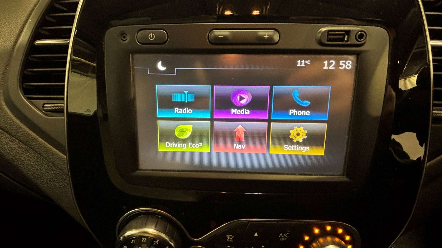 Used Renault Captur 2018 for sale - 77500364: Photo 27