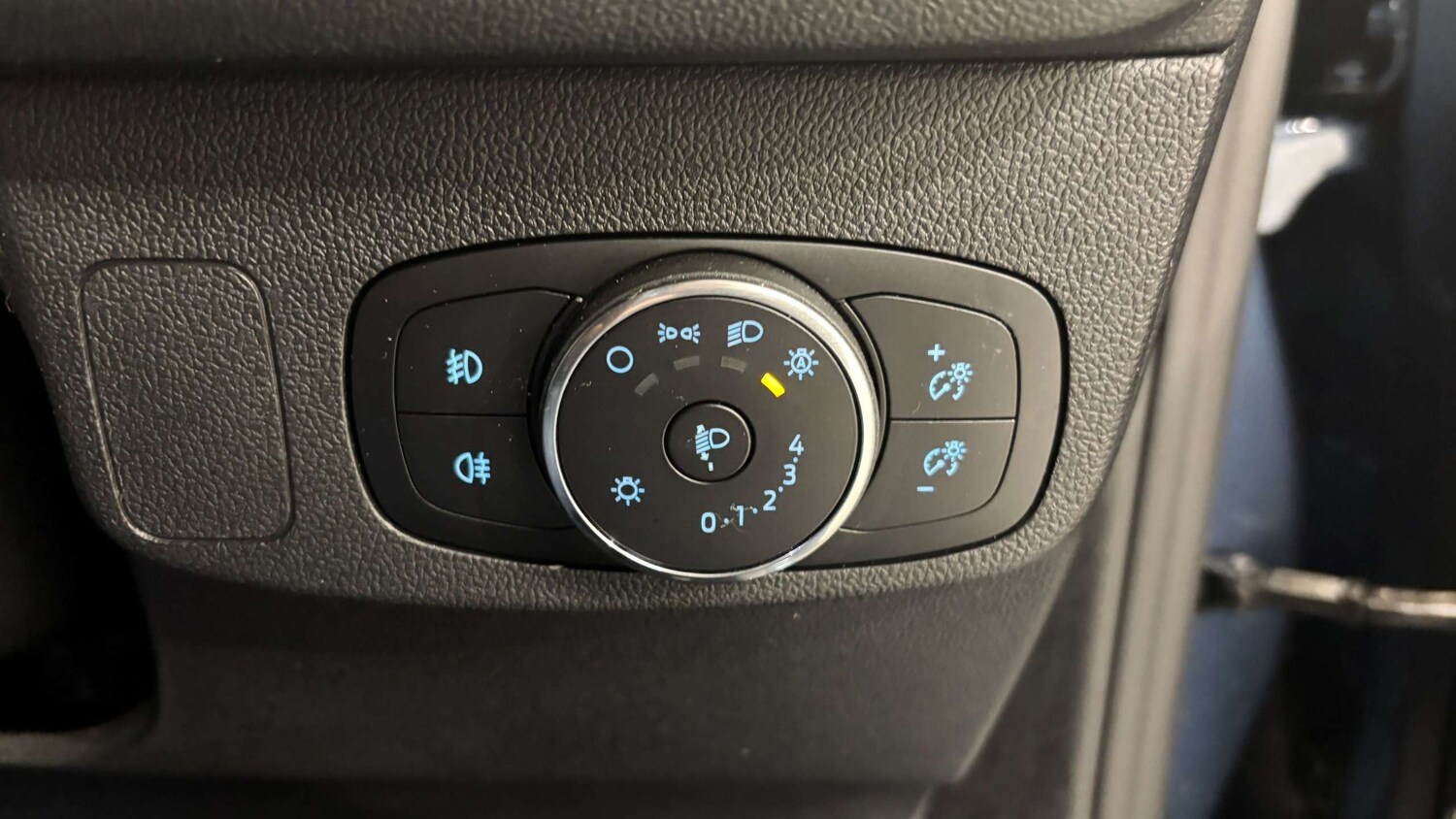 Used Ford Focus 2022 for sale - 76804897: Photo 20