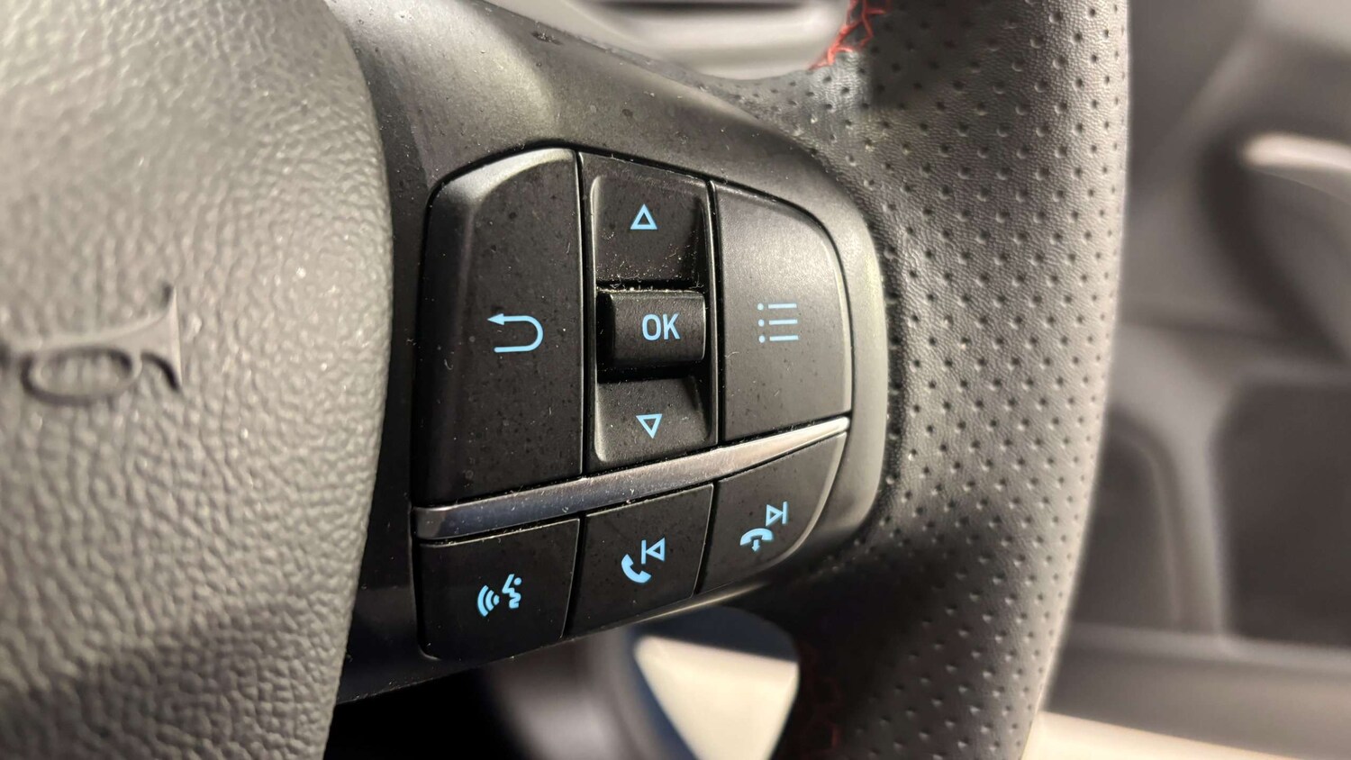 Used Ford Focus 2022 for sale - 76804897: Photo 24