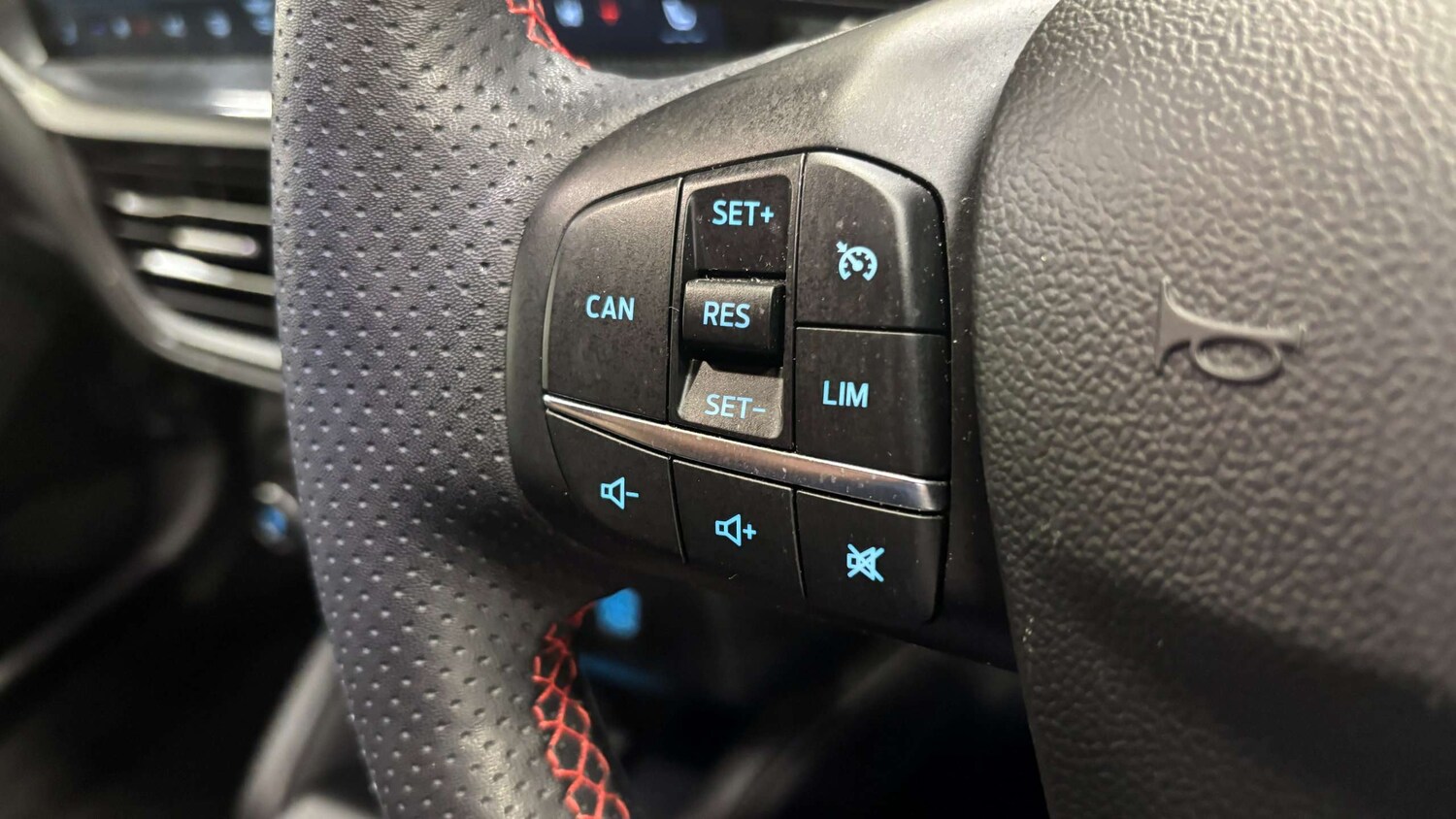 Used Ford Focus 2022 for sale - 76804897: Photo 25