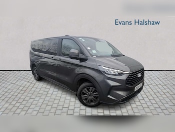 Used Ford Tourneo Custom 2024 for sale - 76459897: Photo