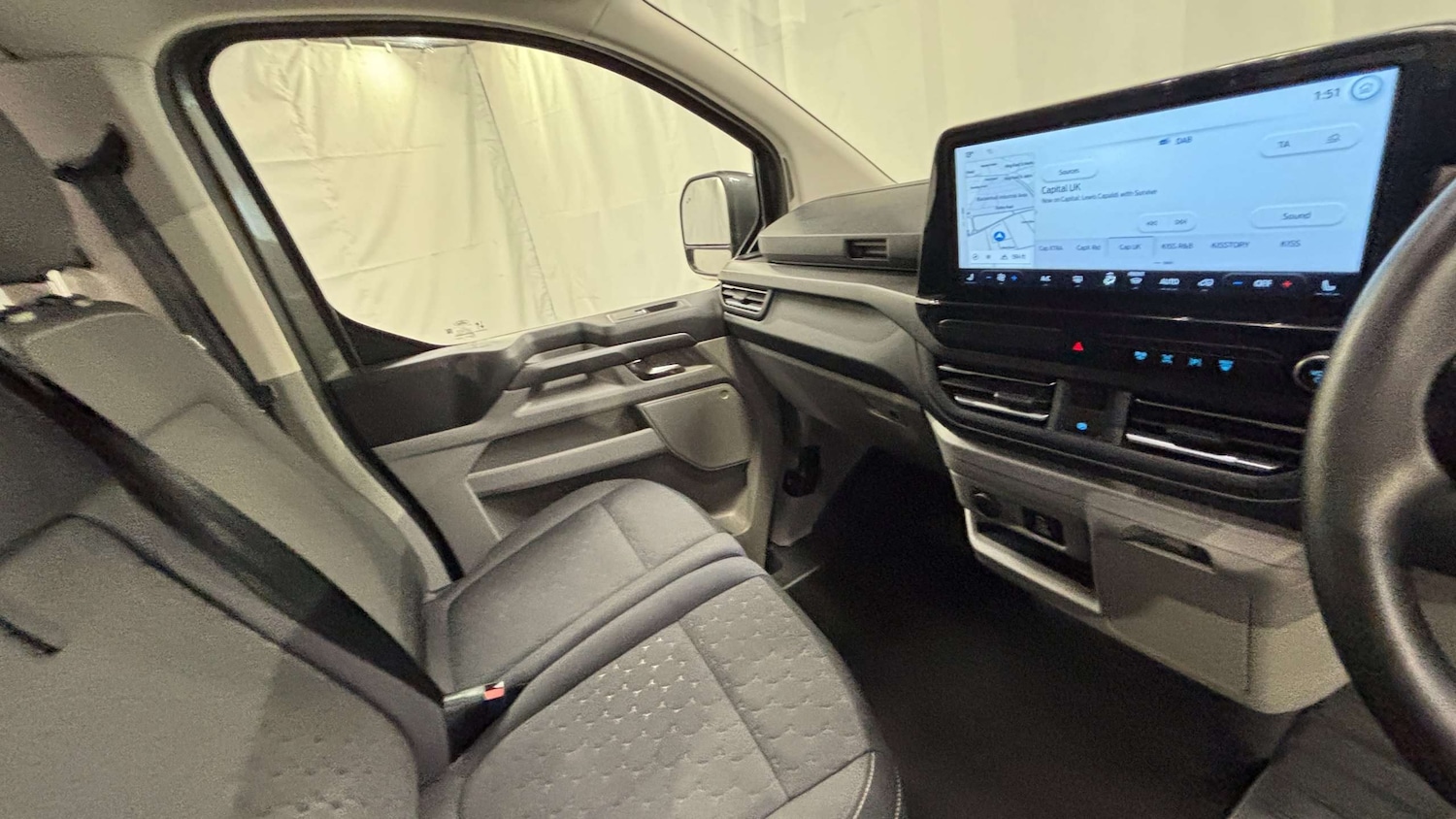 Used Ford Tourneo Custom 2024 for sale - 76459897: Photo 24