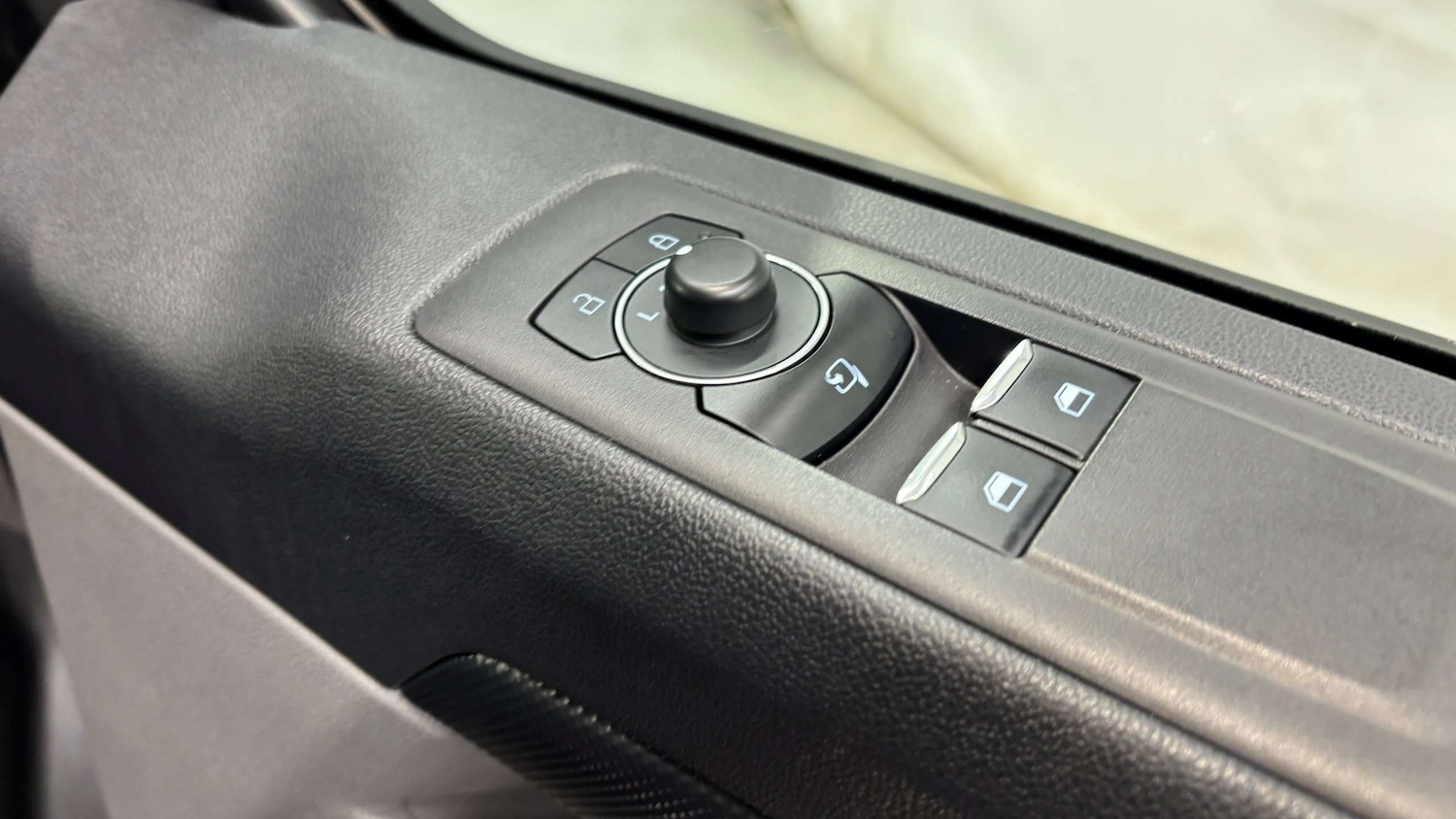 Used Ford Transit Custom 2024 for sale - 77270316: Photo 14