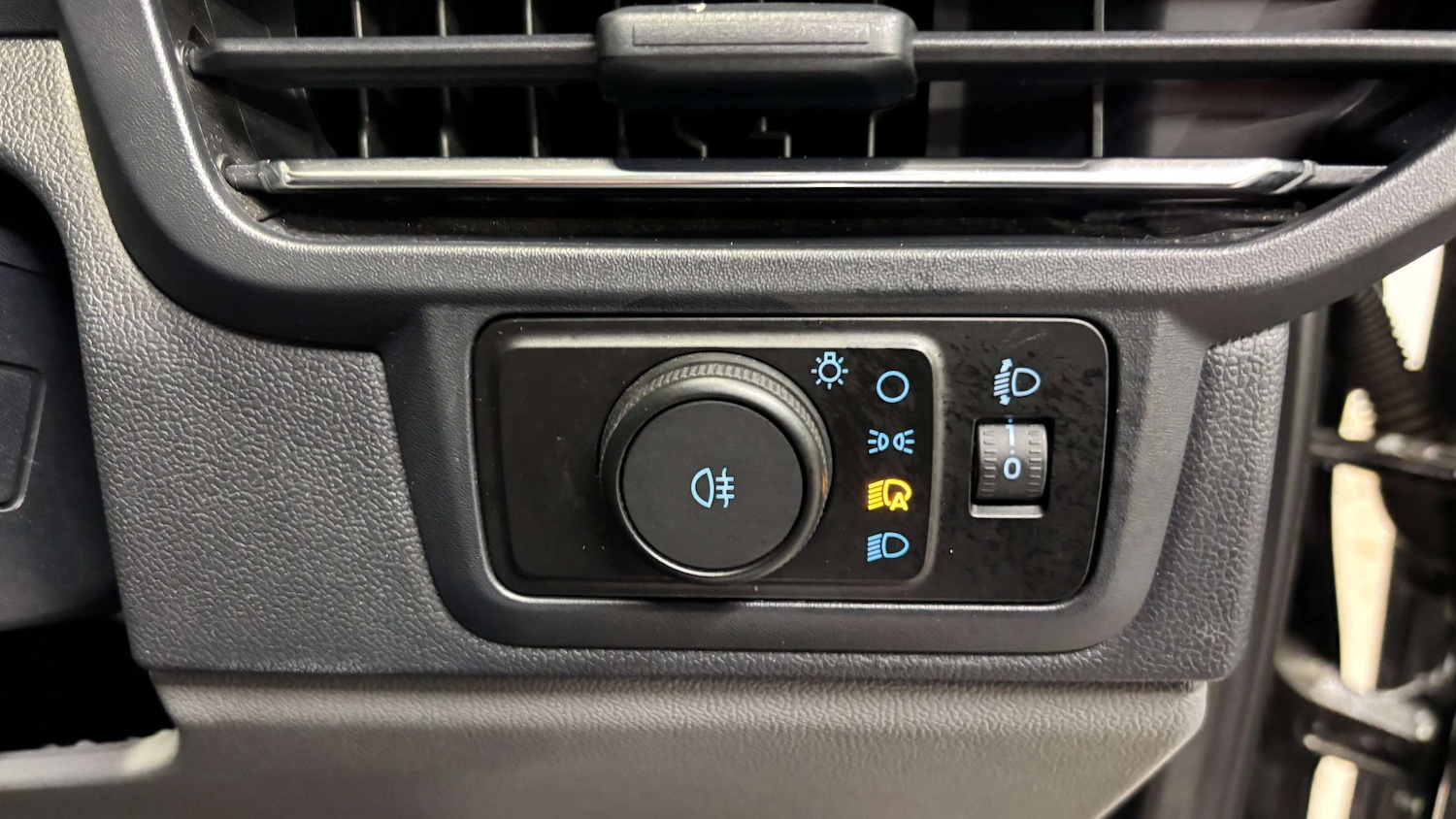 Used Ford Transit Custom 2024 for sale - 77270316: Photo 17