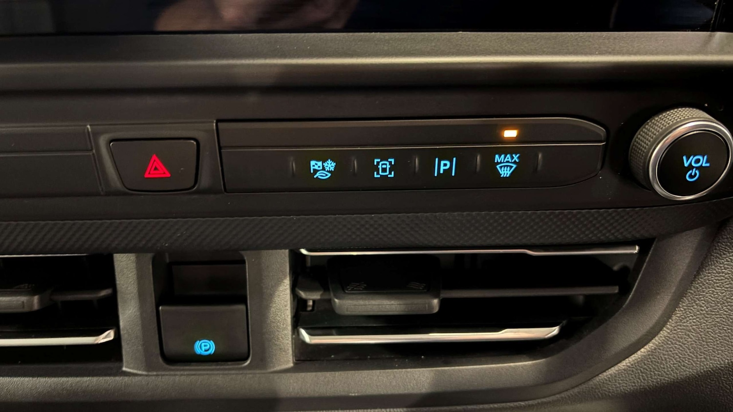 Used Ford Transit Custom 2024 for sale - 77270316: Photo 22