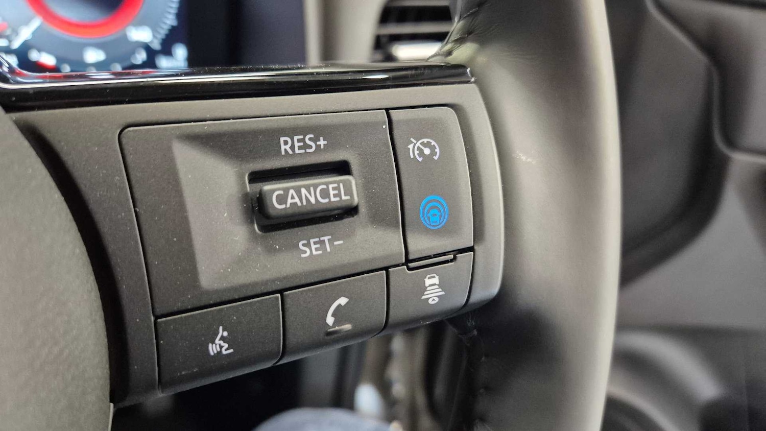 Used Nissan X-Trail 2024 for sale - 76691989: Photo 23