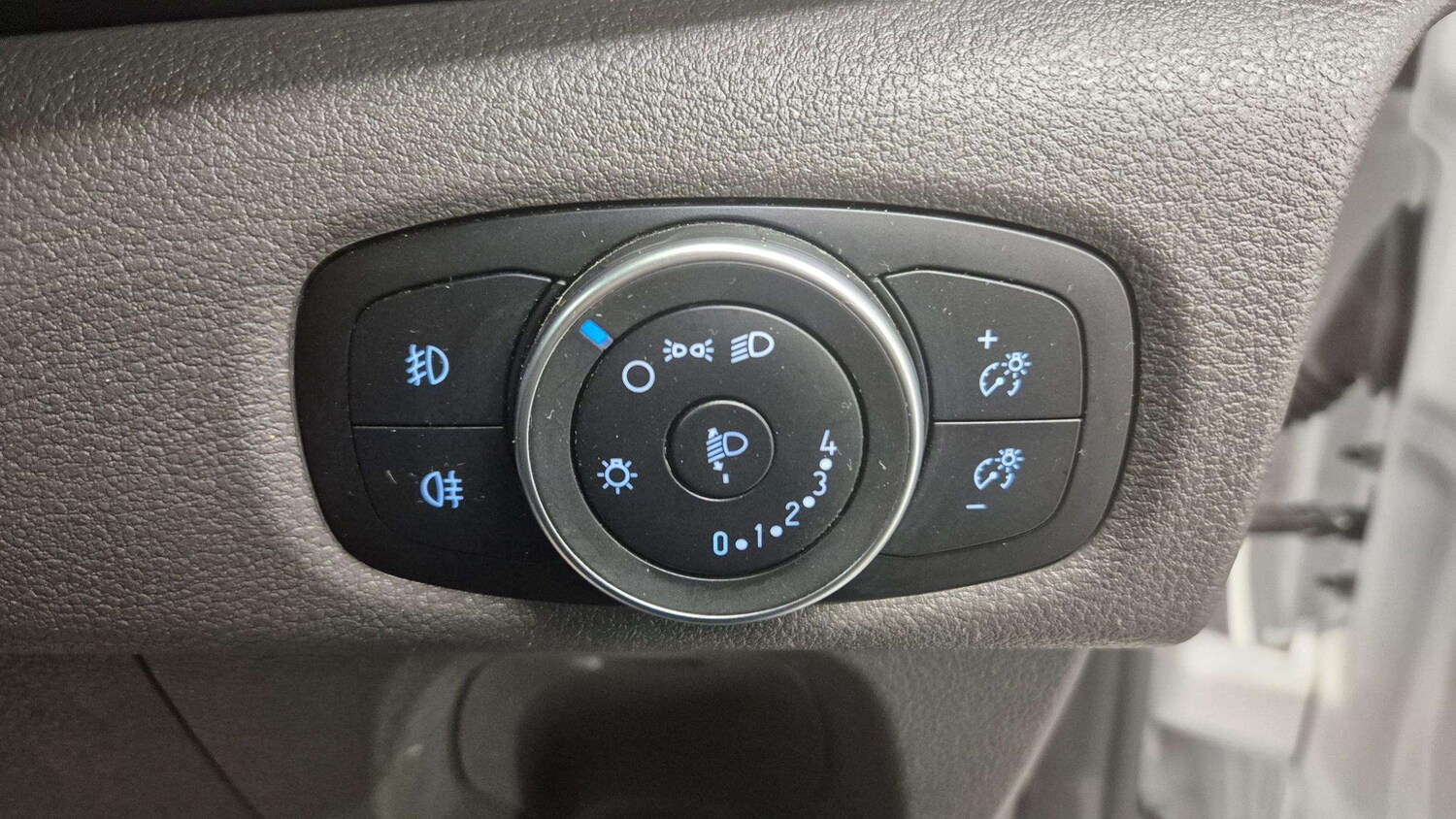 Used Ford Transit Custom 2023 for sale - 75772387: Photo 20