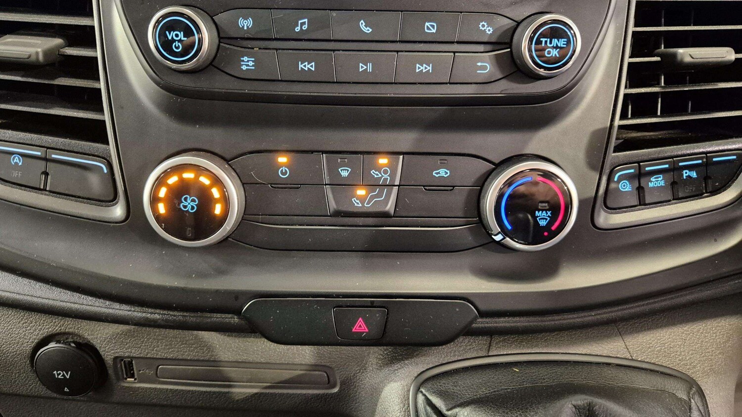 Used Ford Transit Custom 2023 for sale - 75772387: Photo 23