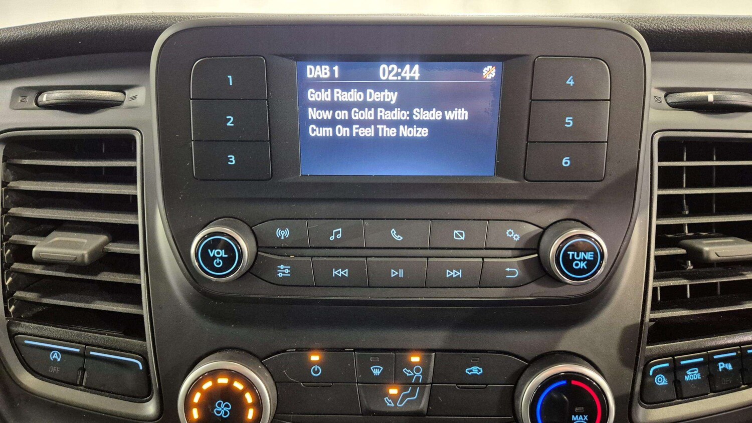 Used Ford Transit Custom 2023 for sale - 75772387: Photo 24