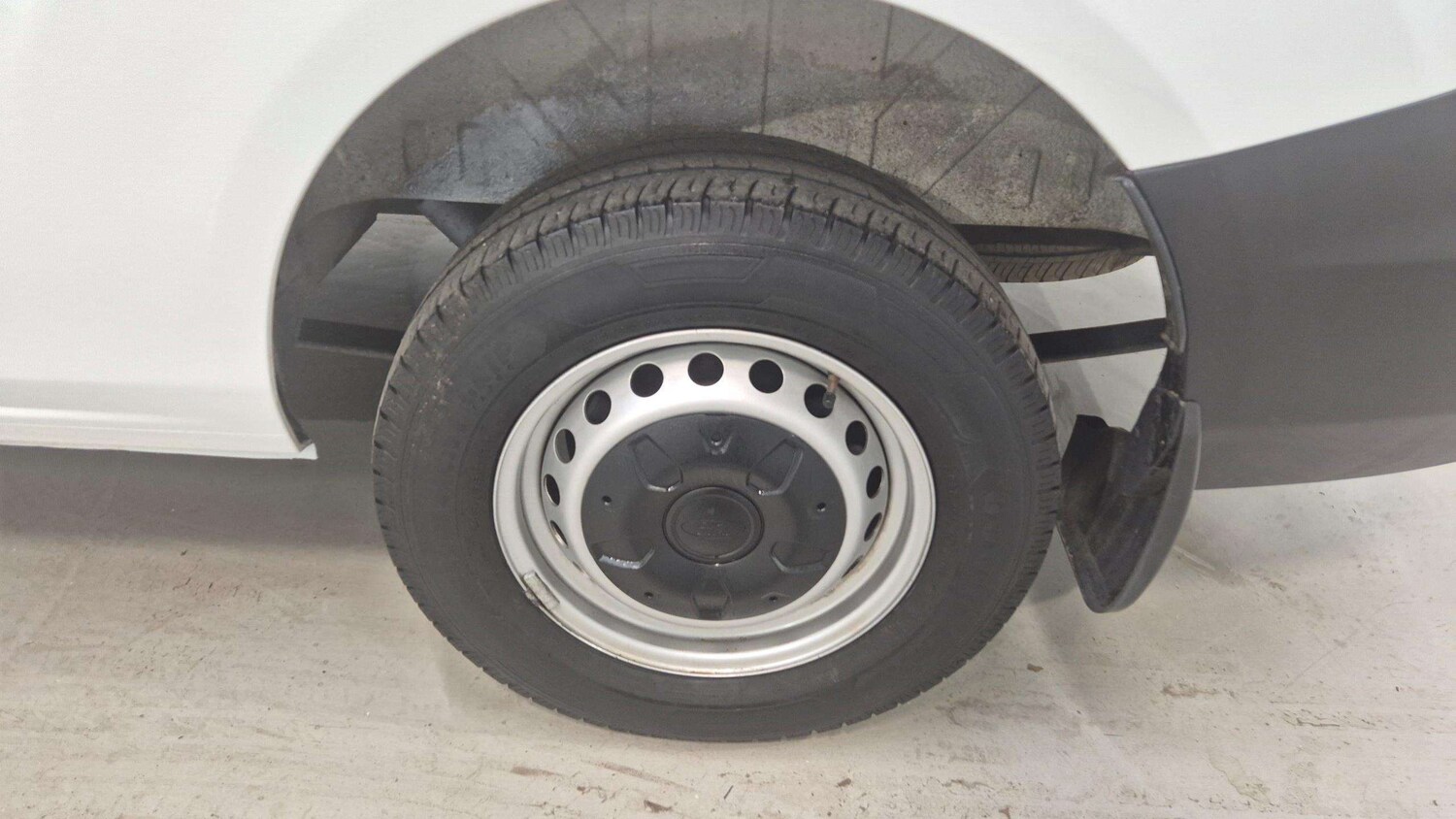 Used Ford Transit Custom 2023 for sale - 75772387: Photo 8