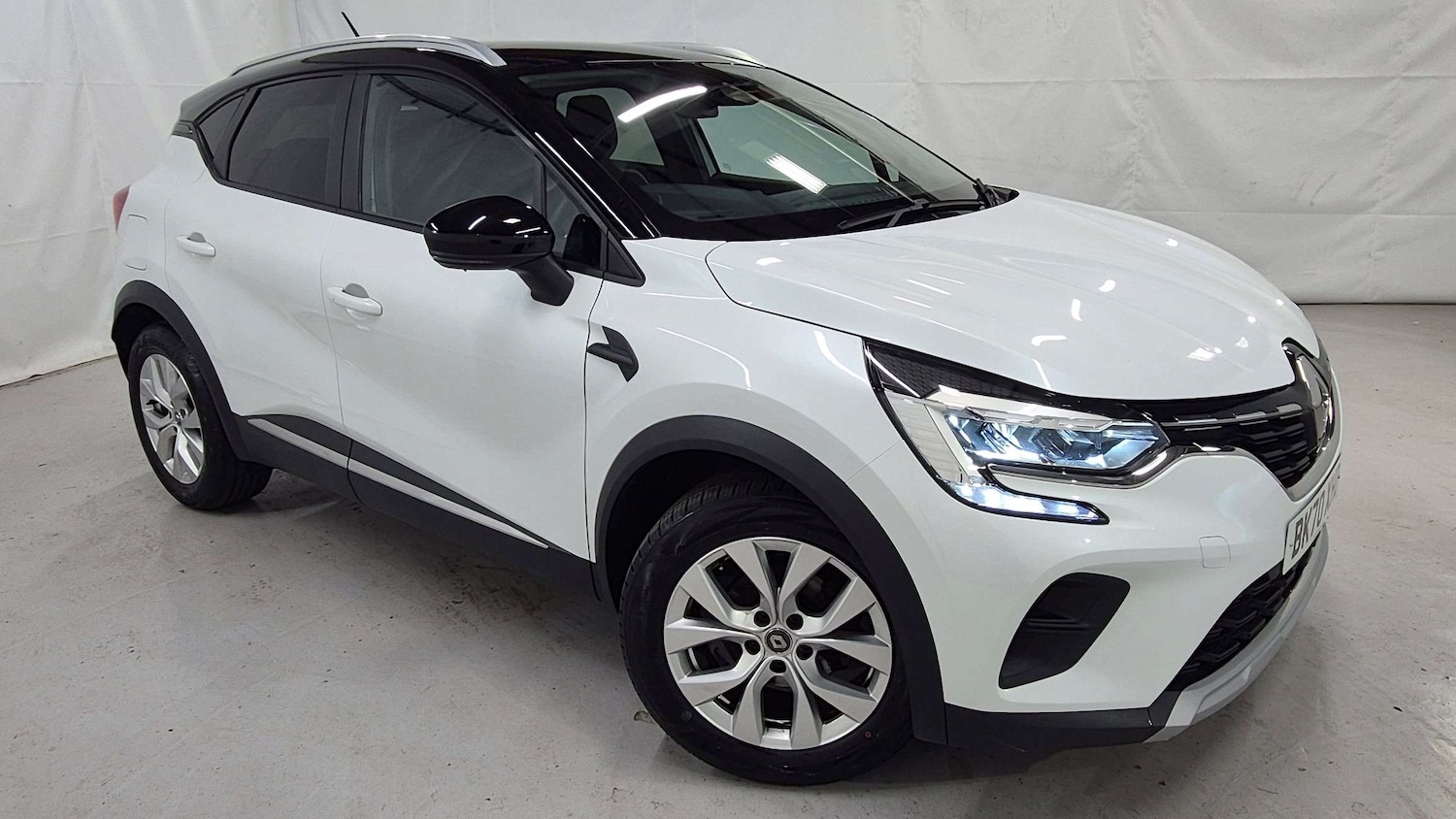 Used Renault Captur 2020 for sale - 76442398: Photo 1