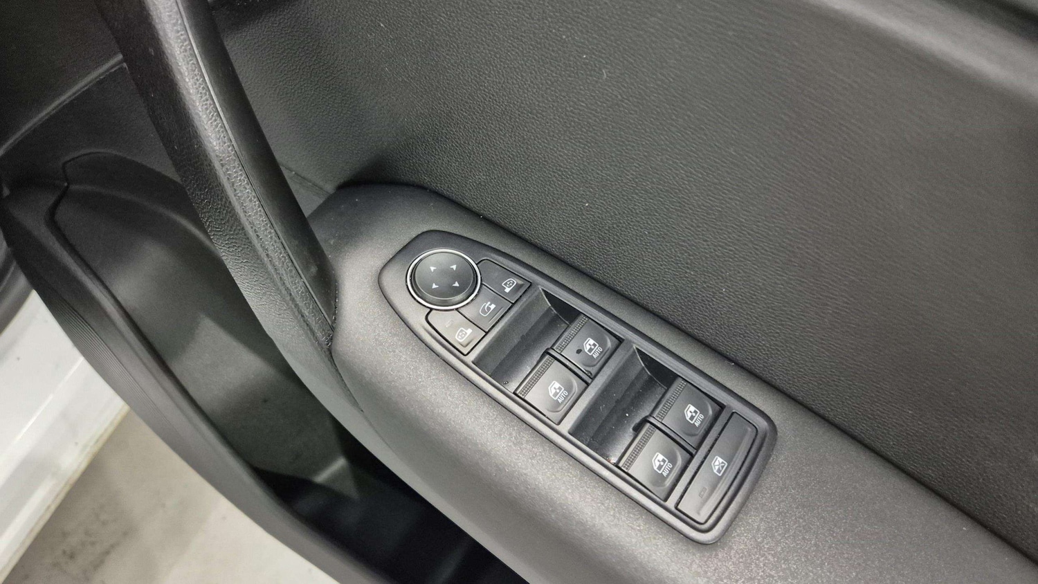 Used Renault Captur 2020 for sale - 76442398: Photo 19