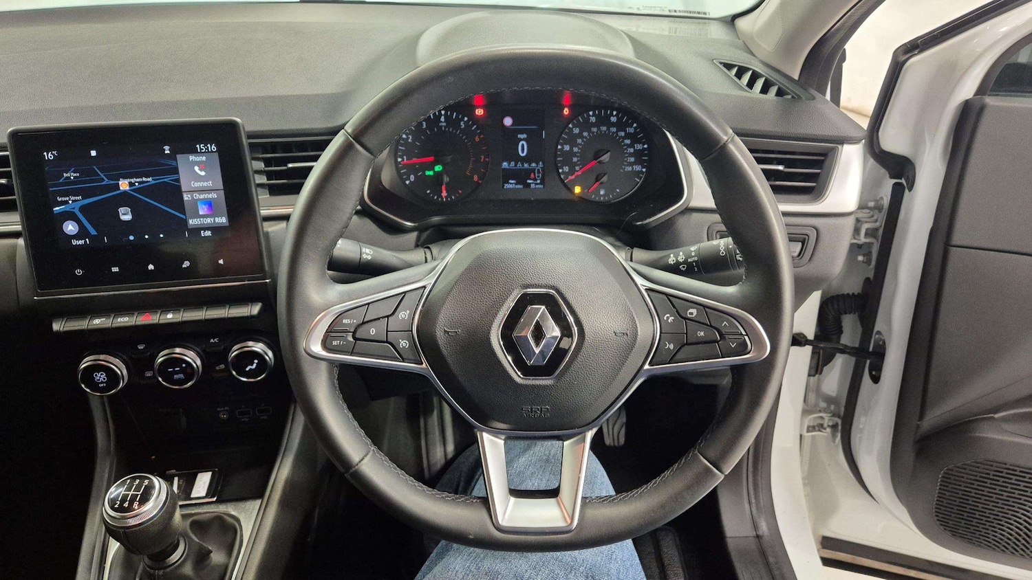 Used Renault Captur 2020 for sale - 76442398: Photo 21