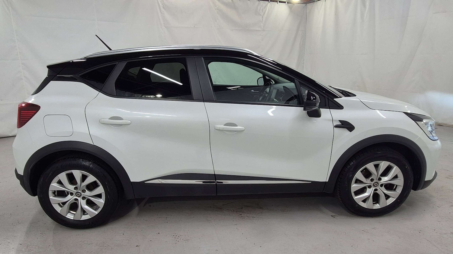 Used Renault Captur 2020 for sale - 76442398: Photo 4