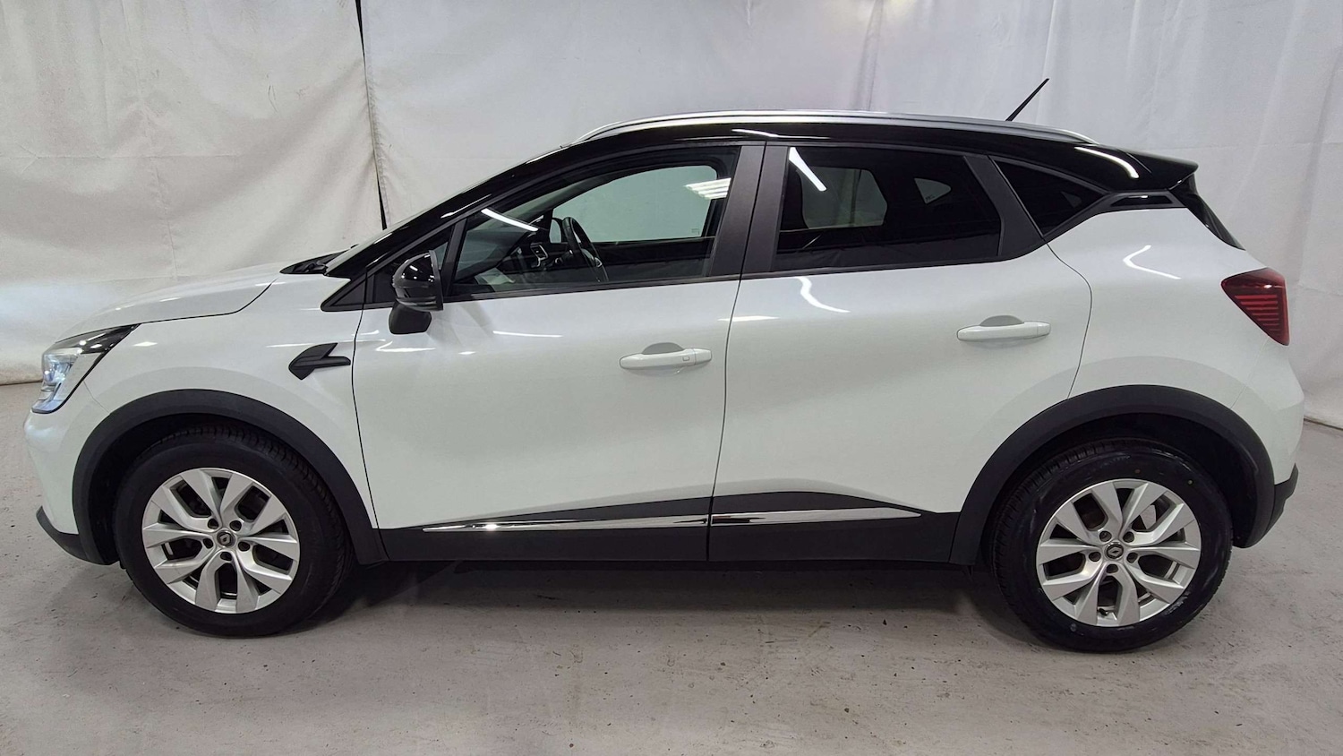 Used Renault Captur 2020 for sale - 76442398: Photo 7