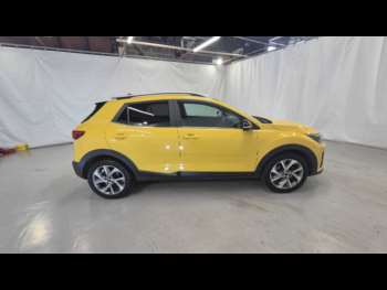 Used Kia Stonic 2023 for sale - 75316479: Photo