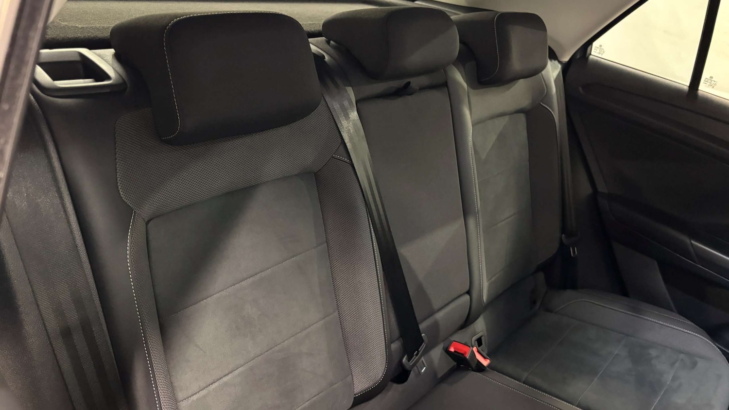 Used Volkswagen T-Roc 2022 for sale - 76929106: Photo 15