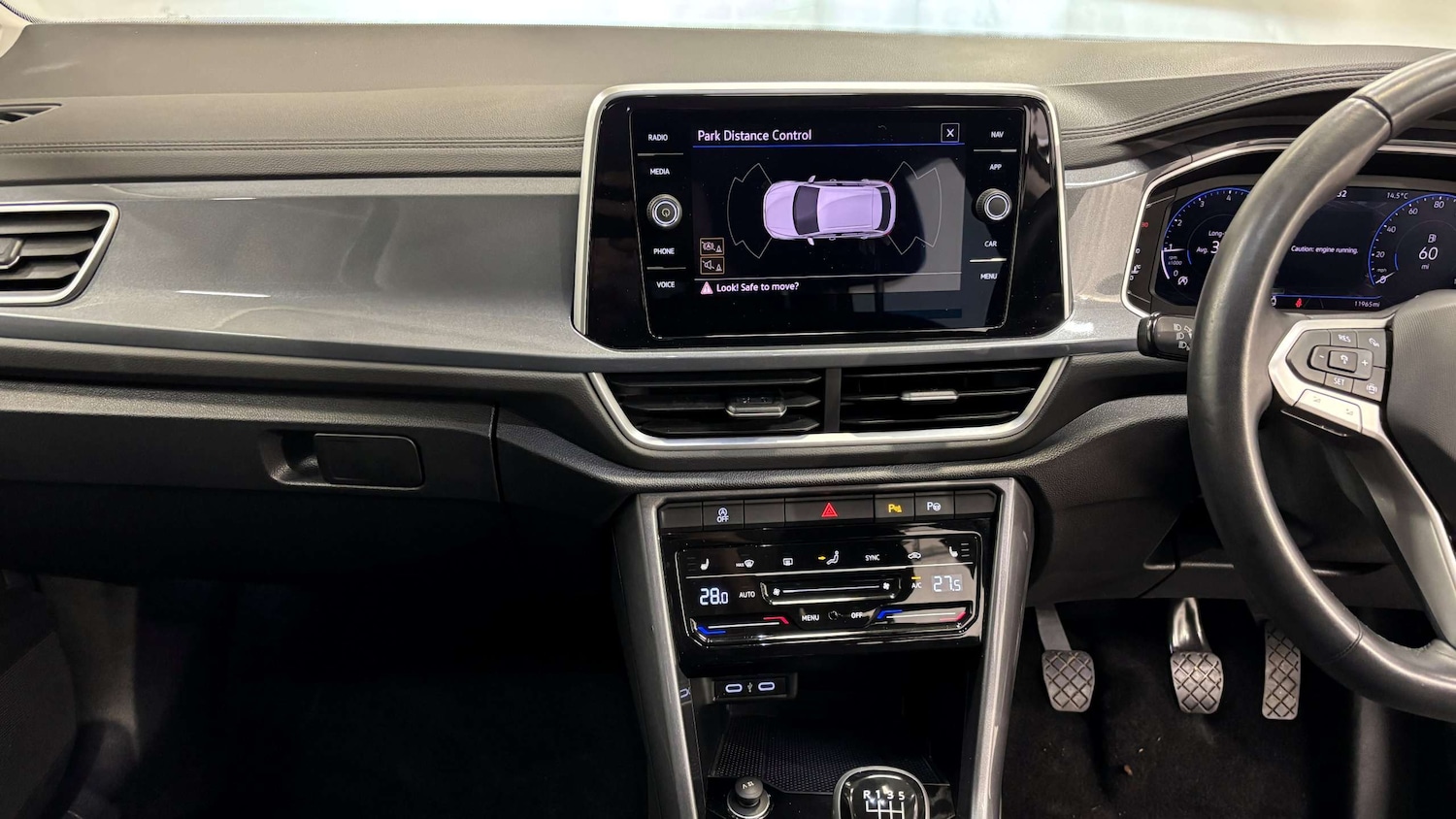 Used Volkswagen T-Roc 2022 for sale - 76929106: Photo 18