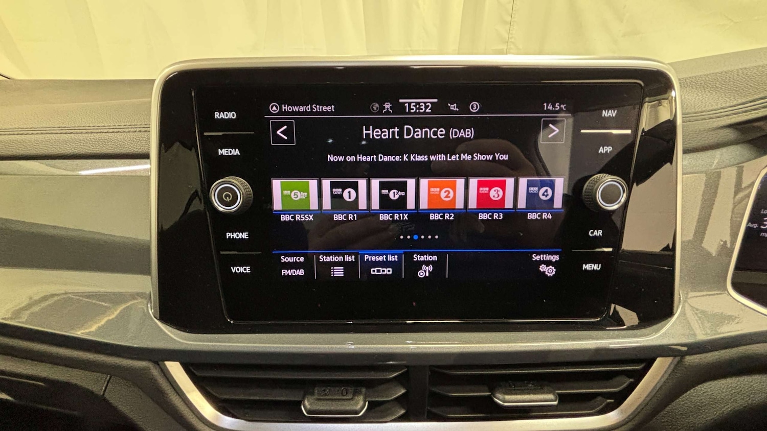 Used Volkswagen T-Roc 2022 for sale - 76929106: Photo 26