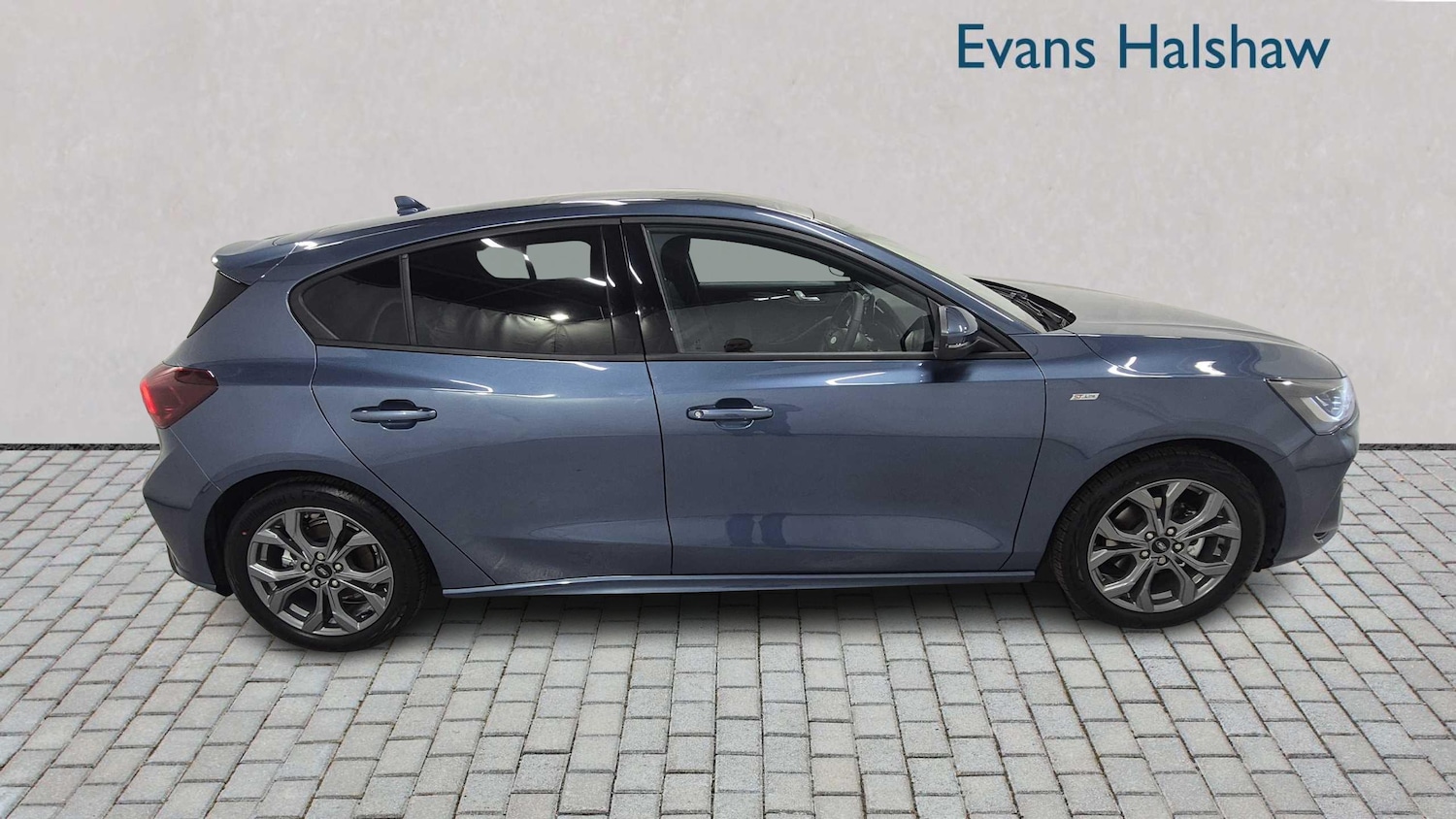 Used Ford Focus 2025 for sale - 77135038: Photo 4