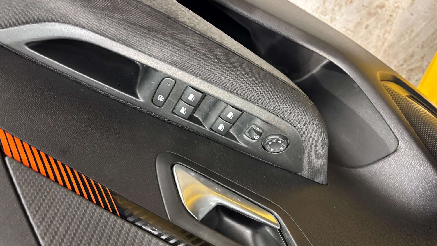 Used Peugeot 208 for sale - 77485457: Photo 12