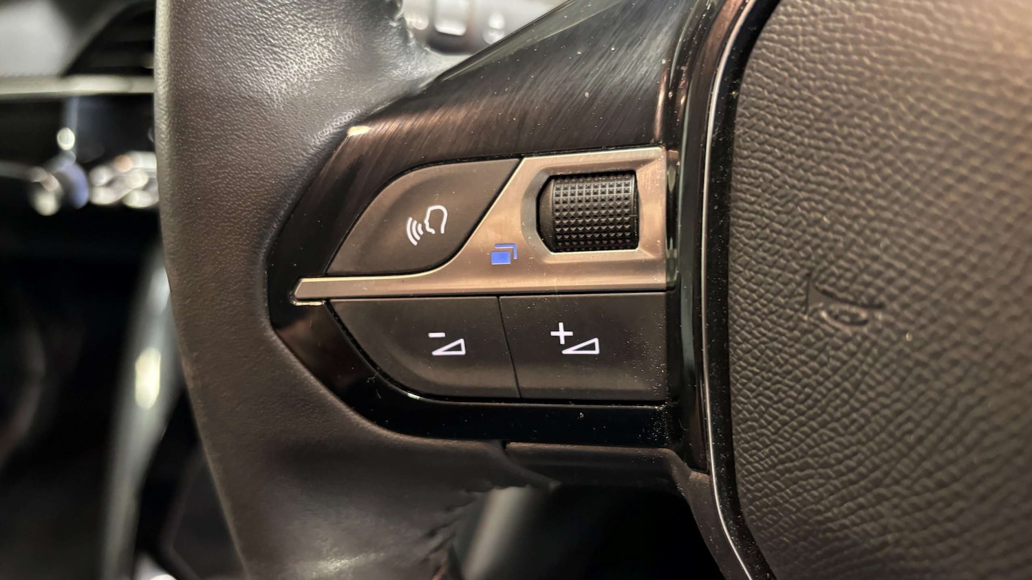 Used Peugeot 208 for sale - 77485457: Photo 22