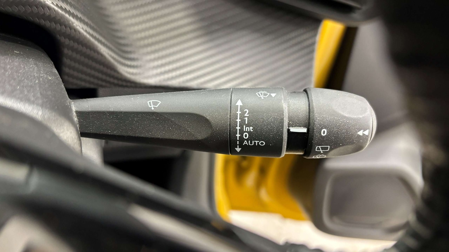 Used Peugeot 208 for sale - 77485457: Photo 24